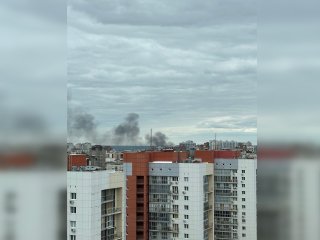 МЧС прокомментировало крупный пожар в Уфе