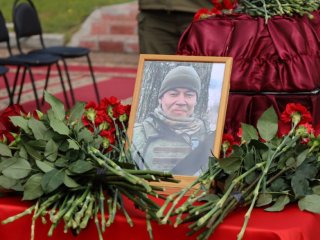 «Вечная память»: в Башкирии простились с погибшим в СВО Радиком Шамсутдиновым